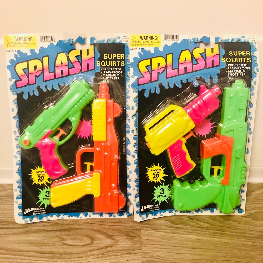 2 NEW! Splash Super Squirt-guns